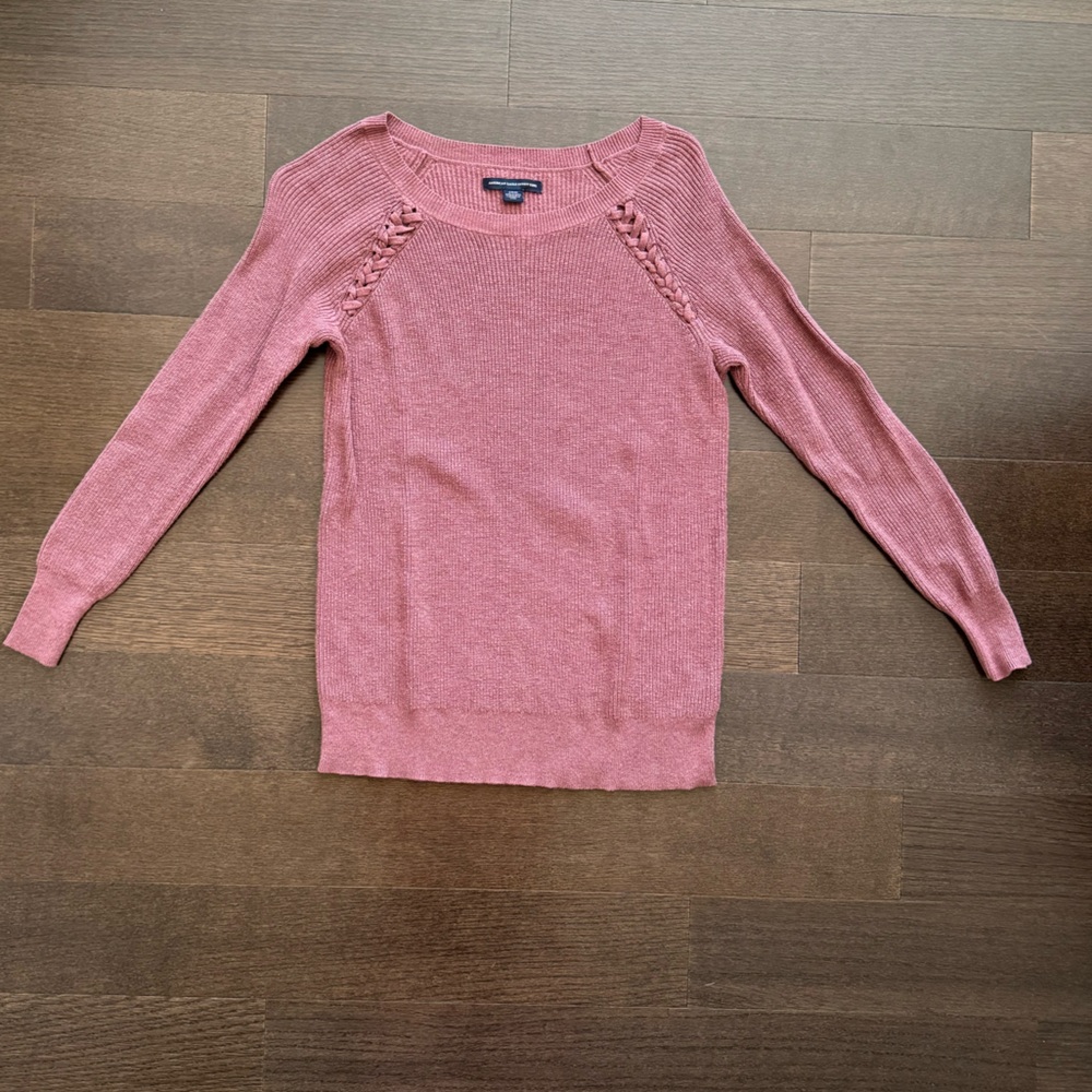 Light purple/pink sweater